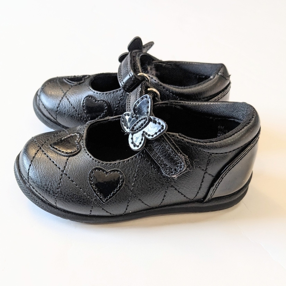 Baby Girls Stylish Black Dress Shoes with Shiny Heart and Bow Design